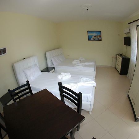Rama Apartments Саранда Екстер'єр фото