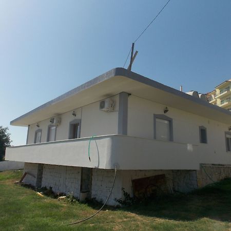 Rama Apartments Саранда Екстер'єр фото